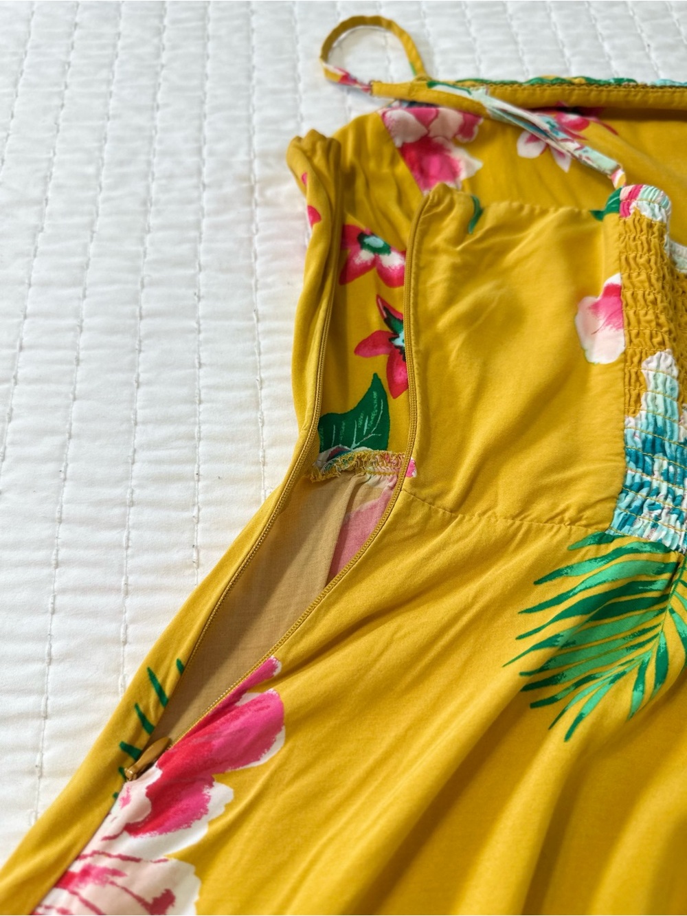 Old Navy Women’s M Viscose Blend Yellow Floral Fit-and-Flare Sundress Summer - Picture 8 of 13